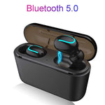 سماعات TWS بلوتوث لاسلكية، صغيرة الحجم بتصميم مريح وخفيف مع حقيبة مدمجة للشحن وصوت HiFi وزمن إنتقال منخفض وإتصال قوي مع أحدث تقنية Bluetooth 5. 0